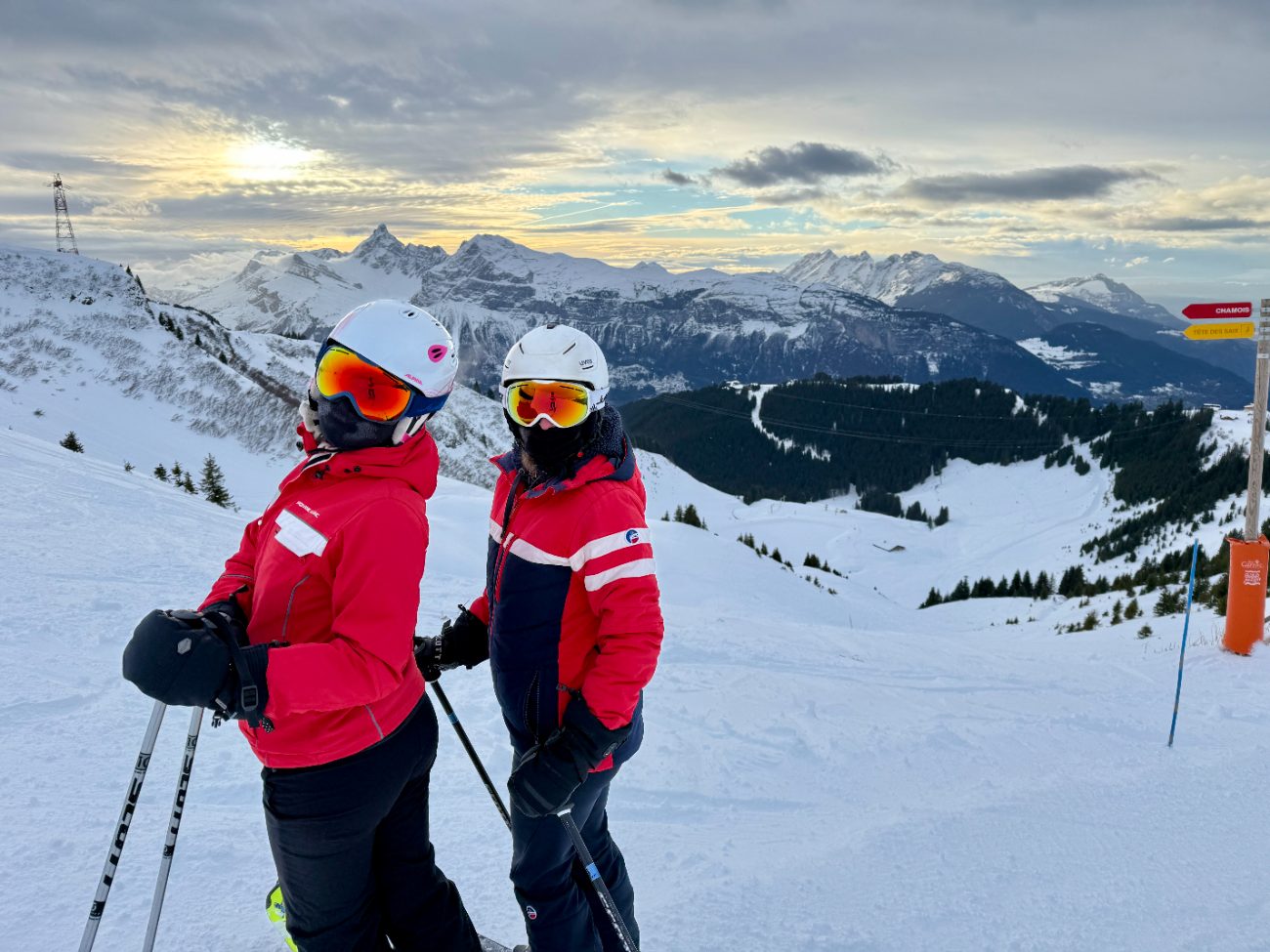 Skier dans le Grand Massif depuis Les Carroz : 265 km de pistes
